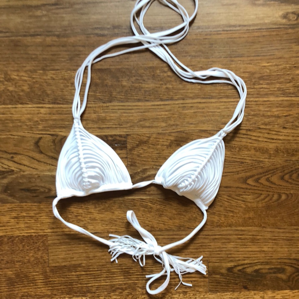 PilyQ white swimsuit size small never worn